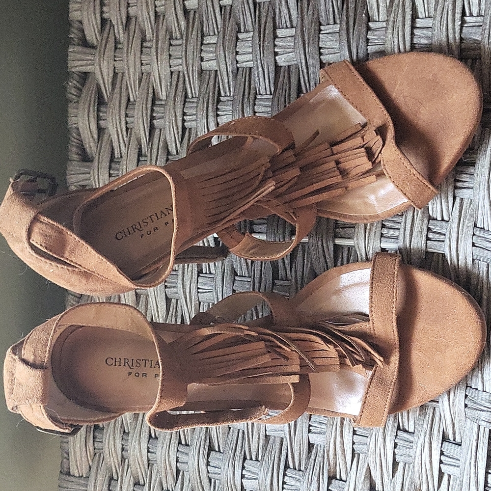 Strappy heels, fringe, 4.5" height